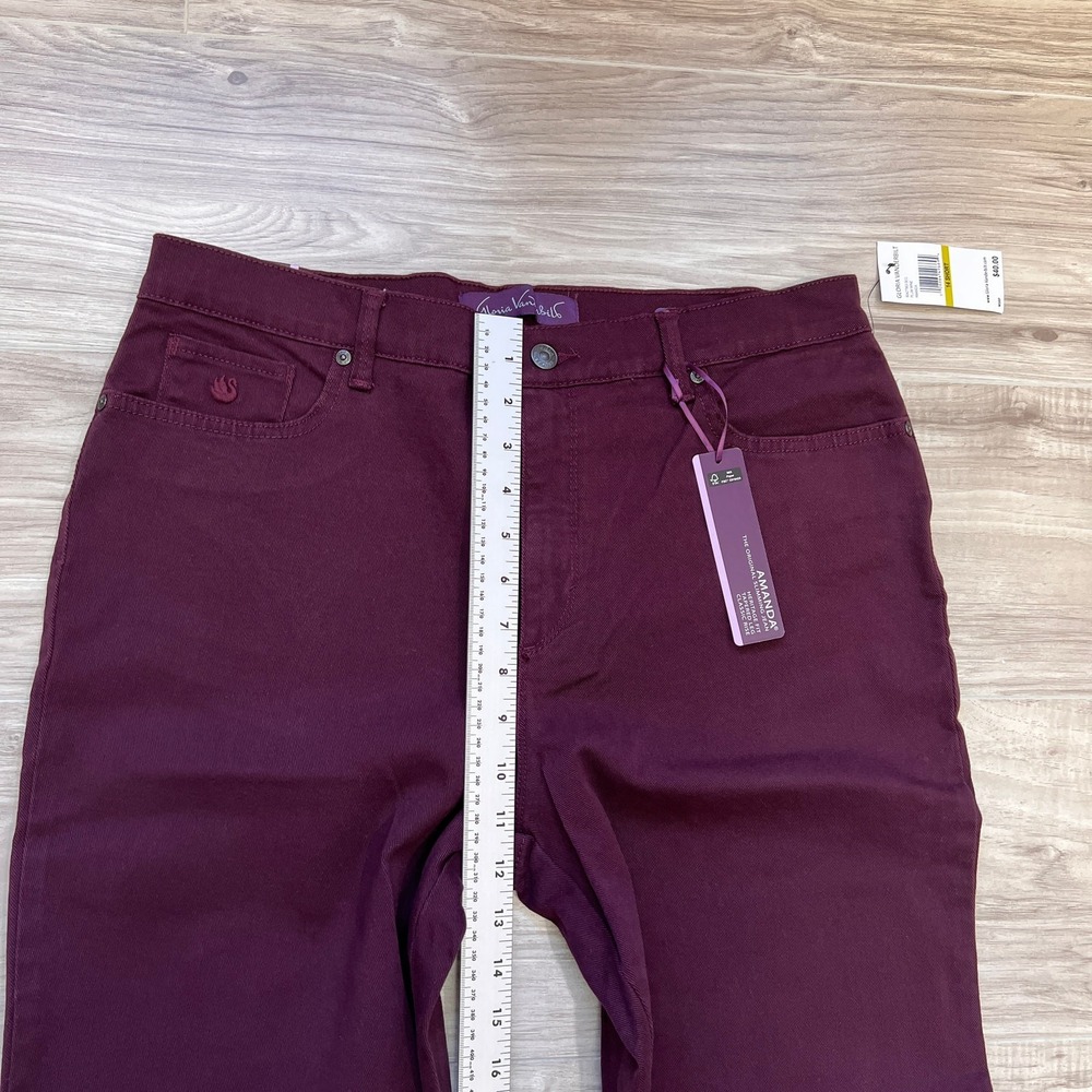 Gloria Vanderbilt Original Slimming Heritage Fit Tapered Leg jean Purple 14Short - Picture 4 of 12